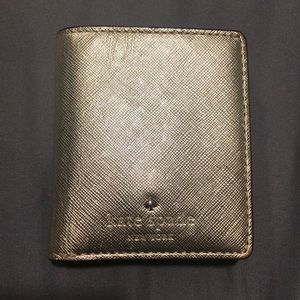 Small Kate Spade folding wallet